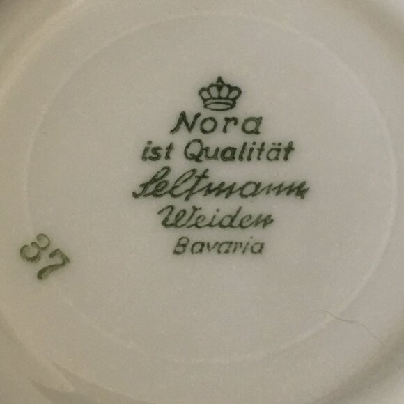Seltmann Weiden Bavaria Wien Coat of Arms Porcelain Teacup & Saucer Set - Picture 5 of 13